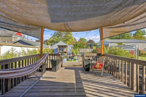 1168 15th Street NE Salem OR 97301