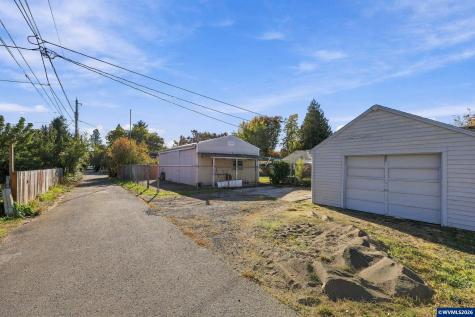 1168 15th Street NE Salem OR 97301