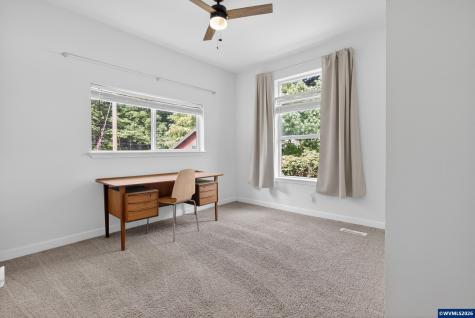 5714 Crooked Finger Road NE Scotts Mills OR 97375