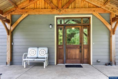 5714 Crooked Finger Road NE Scotts Mills OR 97375