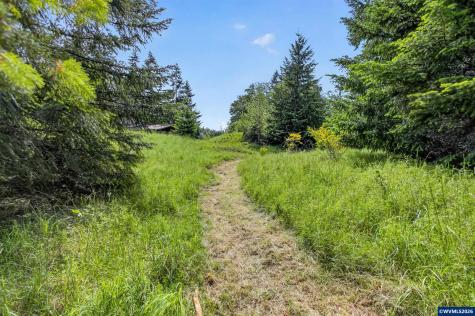 5714 Crooked Finger Road NE Scotts Mills OR 97375