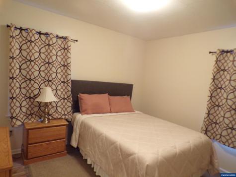960 Shipping Street NE Salem OR 97301