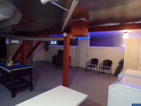 960 Shipping Street NE Salem OR 97301