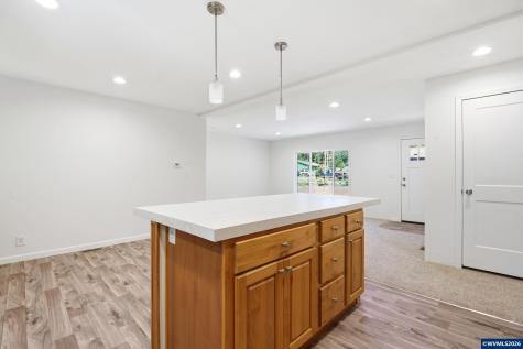 620 N Wayside Lp Otis OR 97368