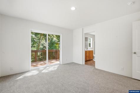 620 N Wayside Lp Otis OR 97368