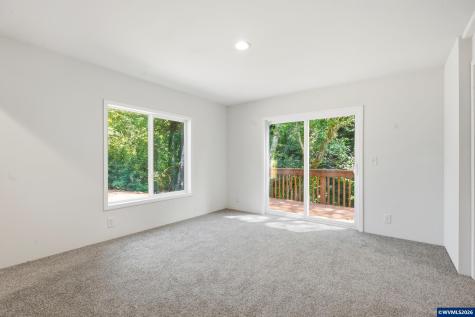 620 N Wayside Lp Otis OR 97368