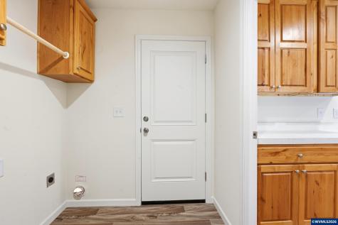 620 N Wayside Lp Otis OR 97368