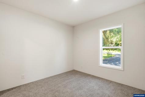 620 N Wayside Lp Otis OR 97368