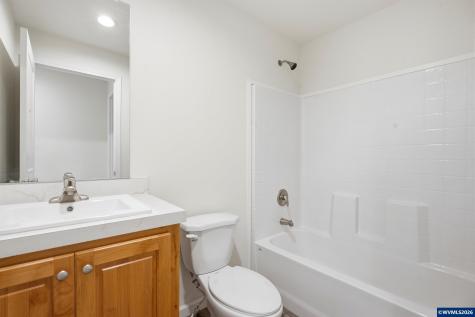 620 N Wayside Lp Otis OR 97368