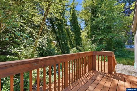 620 N Wayside Lp Otis OR 97368