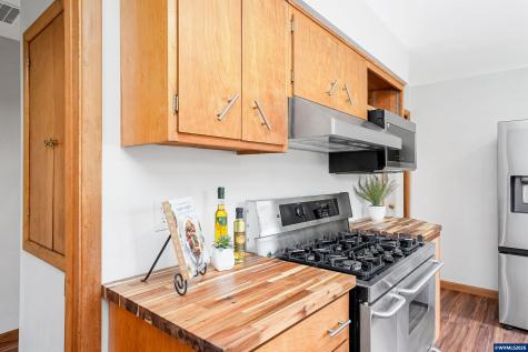 5300 SW Whitby Avenue Corvallis OR 97333-1303