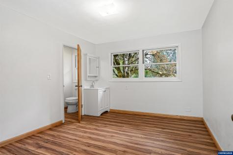 5300 SW Whitby Avenue Corvallis OR 97333-1303