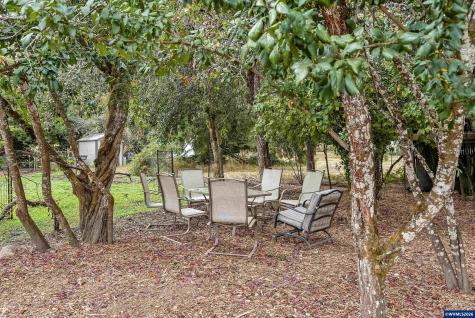 5300 SW Whitby Avenue Corvallis OR 97333-1303