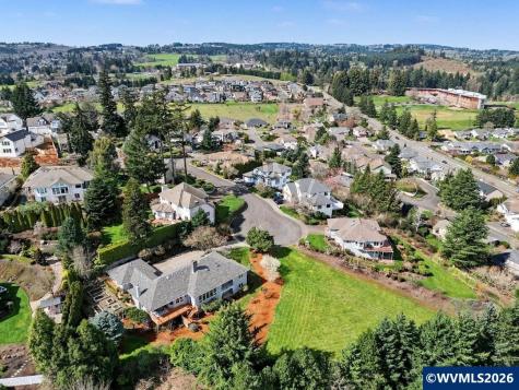 Model C Snowbird Court NW Salem OR 97304