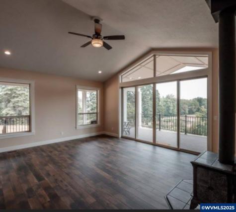 38802 NW Garden Drive Scio OR 97374