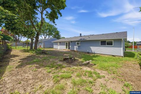 4658 Squire Court NE Salem OR 97301