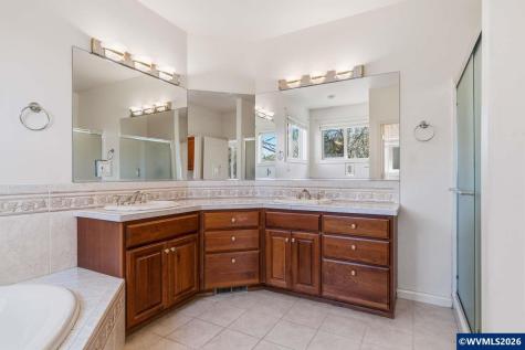 2166 NW Fritz Place Corvallis OR 97330