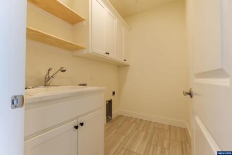 3173 Garrett Street NW Salem OR 97304