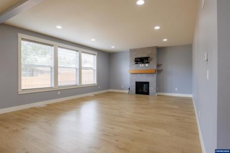 3173 Garrett Street NW Salem OR 97304