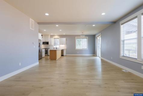 3173 Garrett Street NW Salem OR 97304