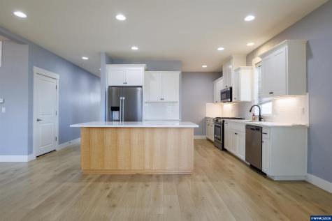 3173 Garrett Street NW Salem OR 97304