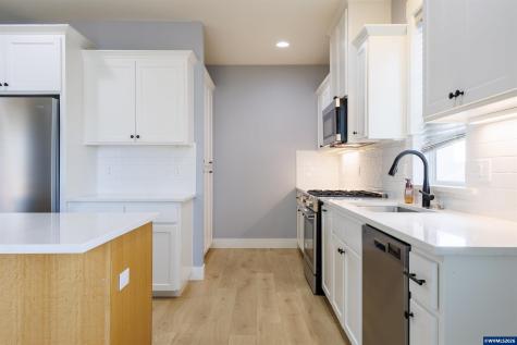 3173 Garrett Street NW Salem OR 97304
