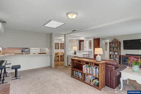 1036 Charlene Street S Salem OR 97306