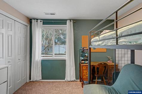 1036 Charlene Street S Salem OR 97306