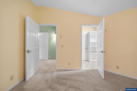 1290 Linnwood Drive NE Albany OR 97322