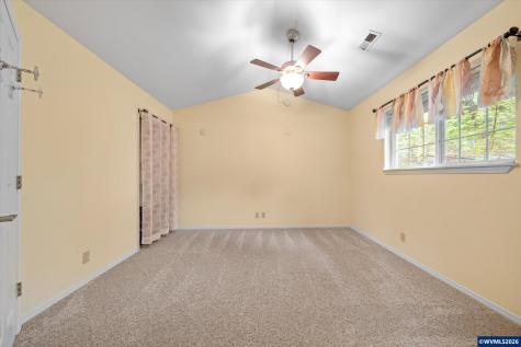 1290 Linnwood Drive NE Albany OR 97322