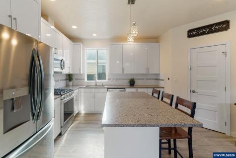 3824 Ryunkin Street SE Albany OR 97322
