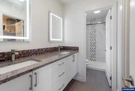 3824 Ryunkin Street SE Albany OR 97322