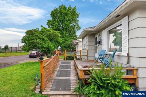 1300 Vine Street SW Albany OR 97321