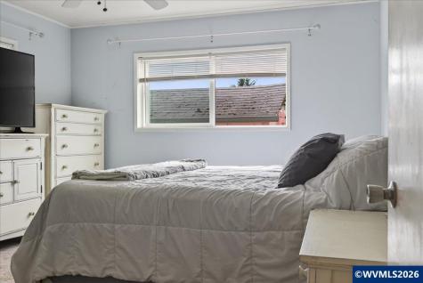1300 Vine Street SW Albany OR 97321