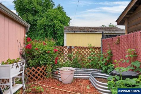 1300 Vine Street SW Albany OR 97321