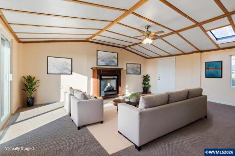 3505 NE Quay Avenue Lincoln City OR 97367