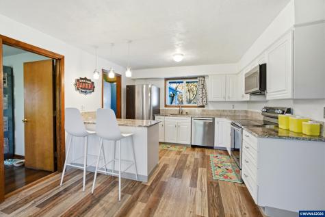 784 Dalke East Street Monmouth OR 97361