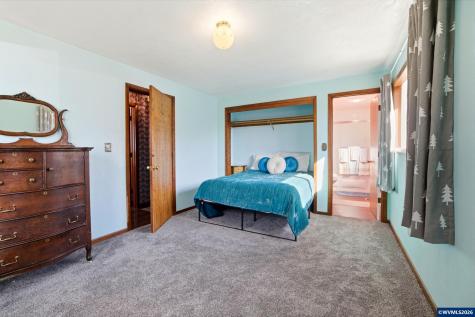 784 Dalke East Street Monmouth OR 97361