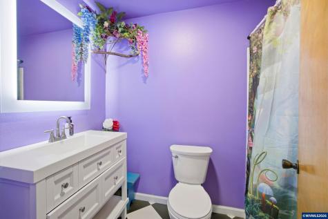 784 Dalke East Street Monmouth OR 97361