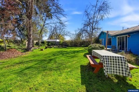 784 Dalke East Street Monmouth OR 97361