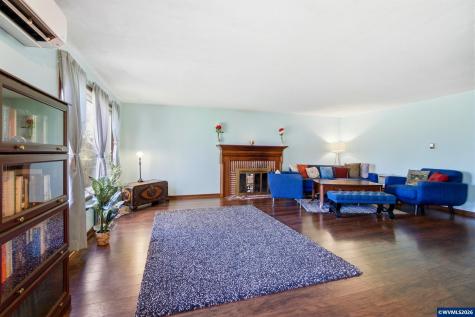 784 Dalke East Street Monmouth OR 97361