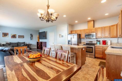 317 W Jadon Drive Lebanon OR 97355