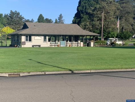 1619 Nut Tree Drive NW Salem OR 97304