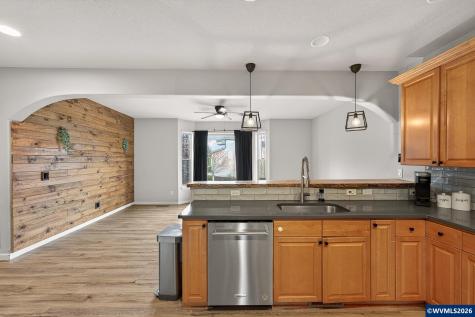 3107 Tannet Avenue NW Salem OR 97304