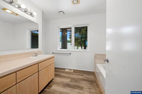 8325 Redwood Drive SE Aumsville OR 97325