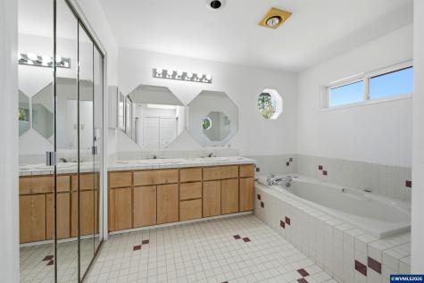 8325 Redwood Drive SE Aumsville OR 97325