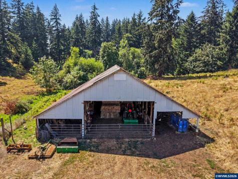 3432 Seminole Road NE Silverton OR 97381