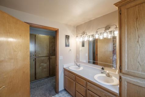 1370 Bentley Street E Monmouth OR 97361