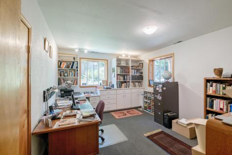 1370 Bentley Street E Monmouth OR 97361
