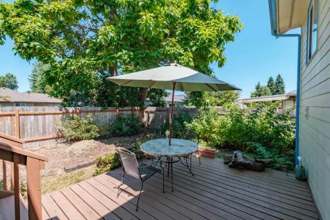 1370 Bentley Street E Monmouth OR 97361